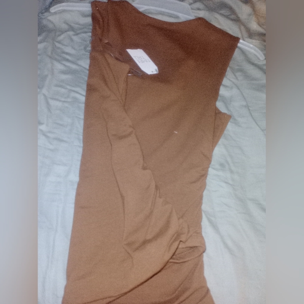 Brown Sleeveless Top - Picture 5 of 5
